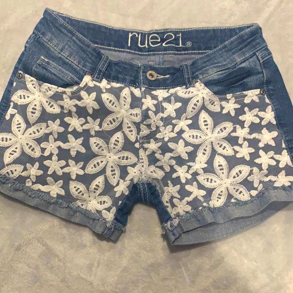 Rue 21 Jean shorts